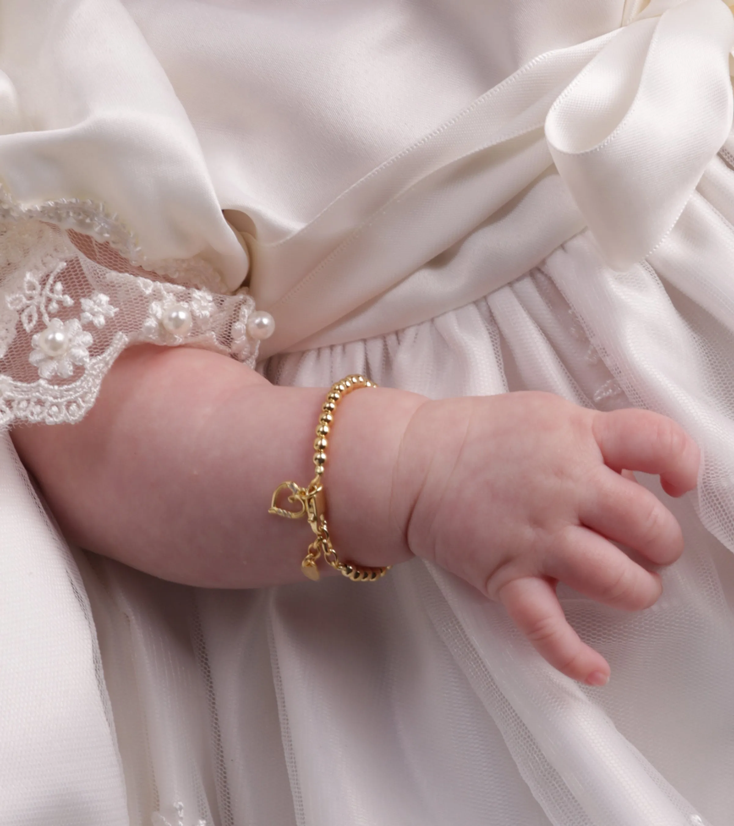 14K Gold-Plated Kids Bracelet with Heart Charm for Little Girls, Teens and Women
