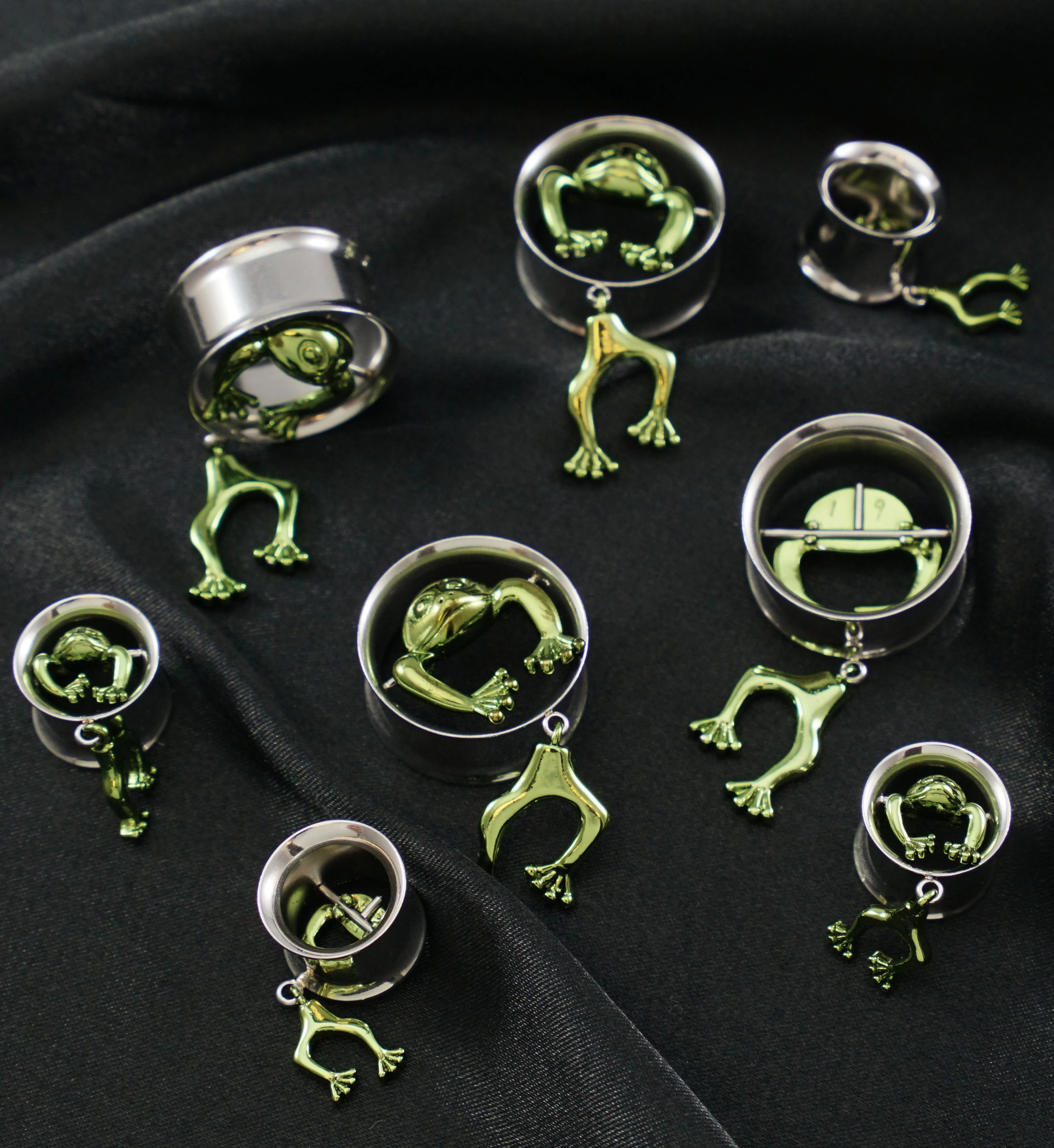 Green Dangling Frog Stainless Steel Tunnels