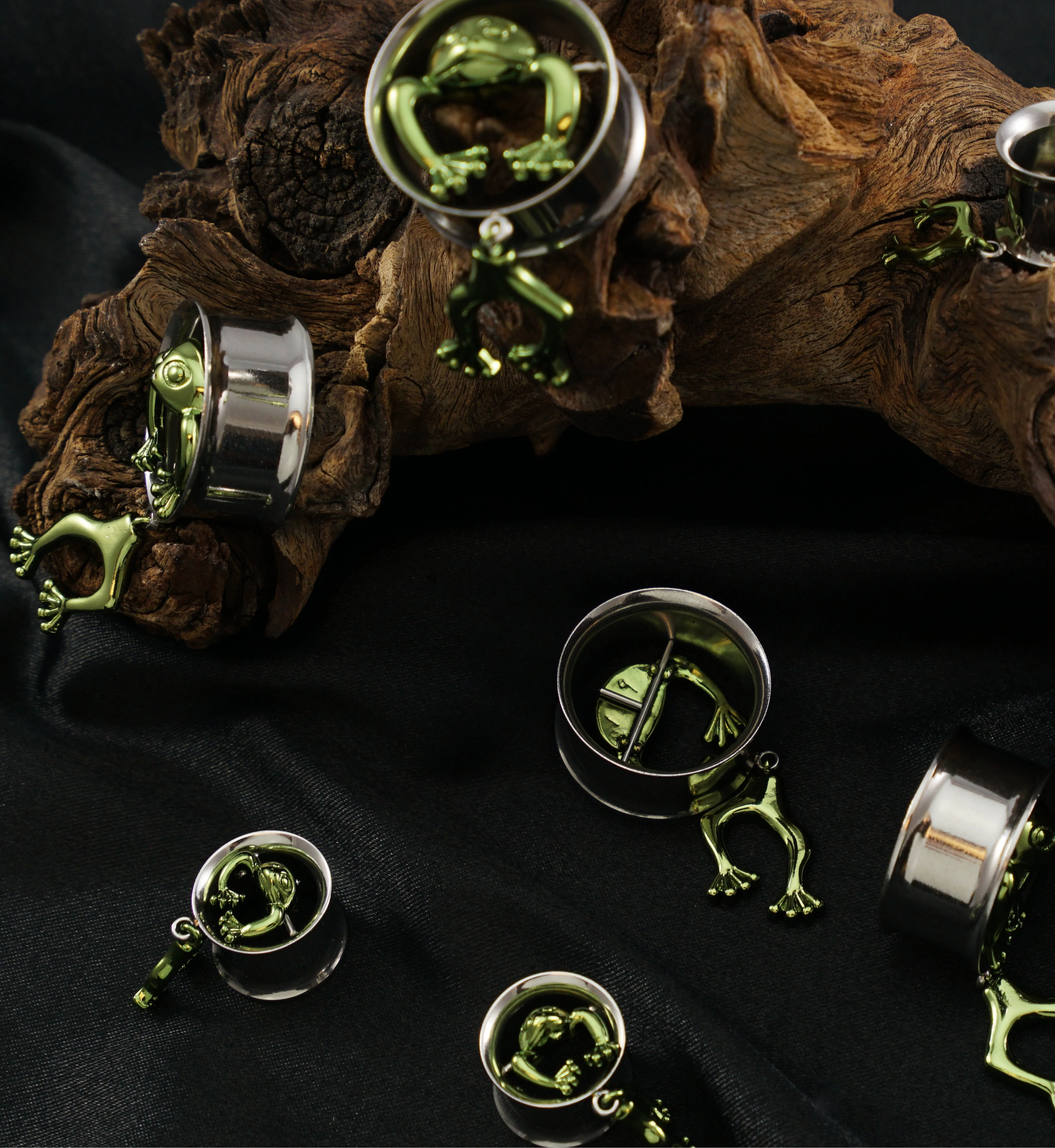 Green Dangling Frog Stainless Steel Tunnels