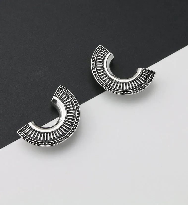 Insignia Hangers / Saddles